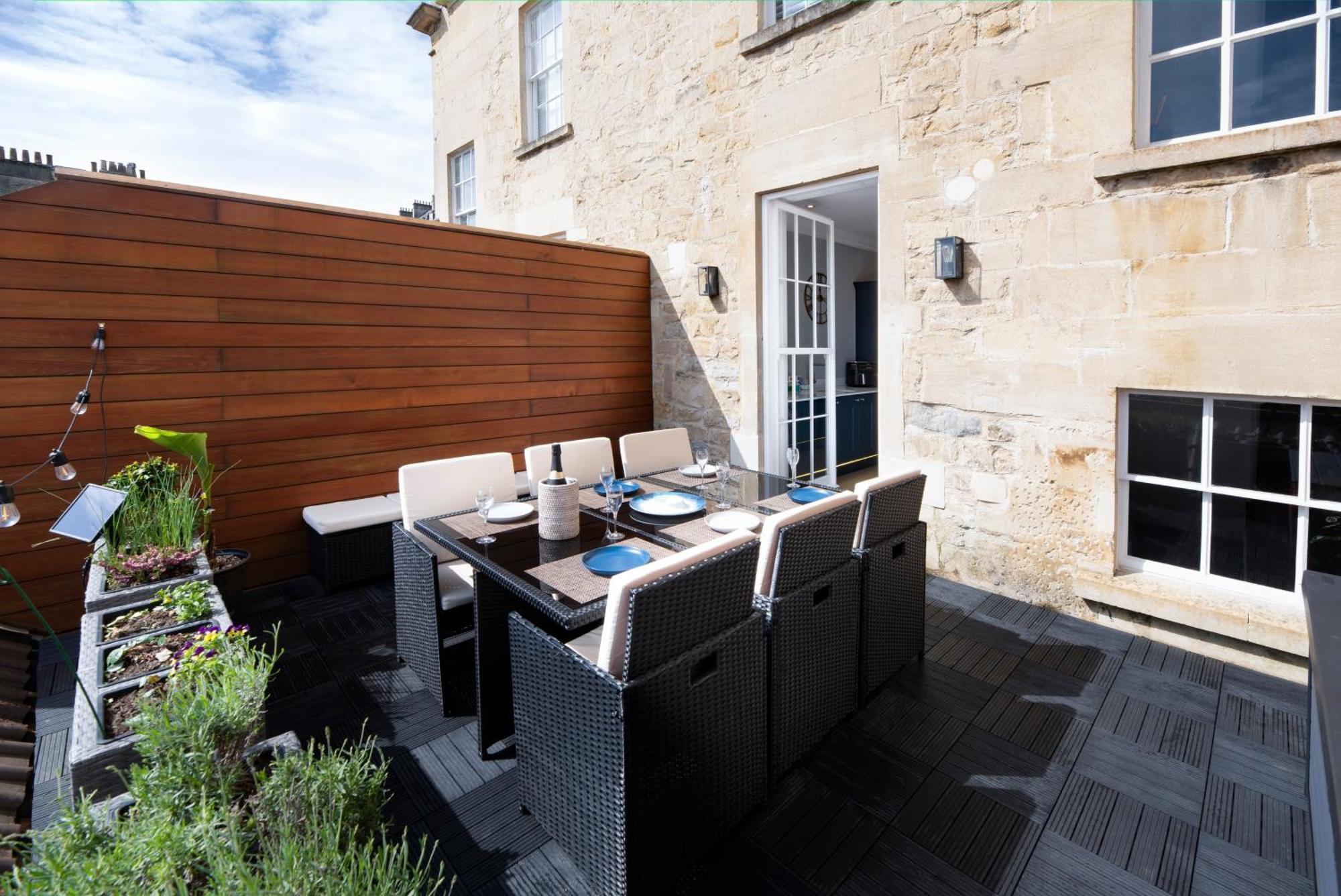 The Old Wine Merchant'S House Bath Exterior photo